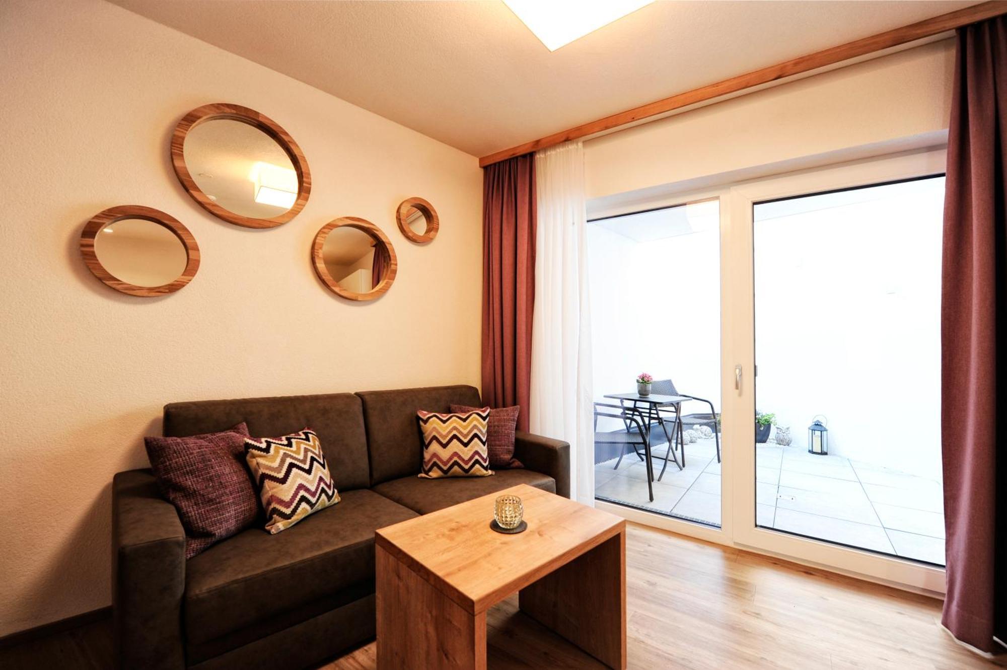 Amaris Apartments ايشجل الغرفة الصورة