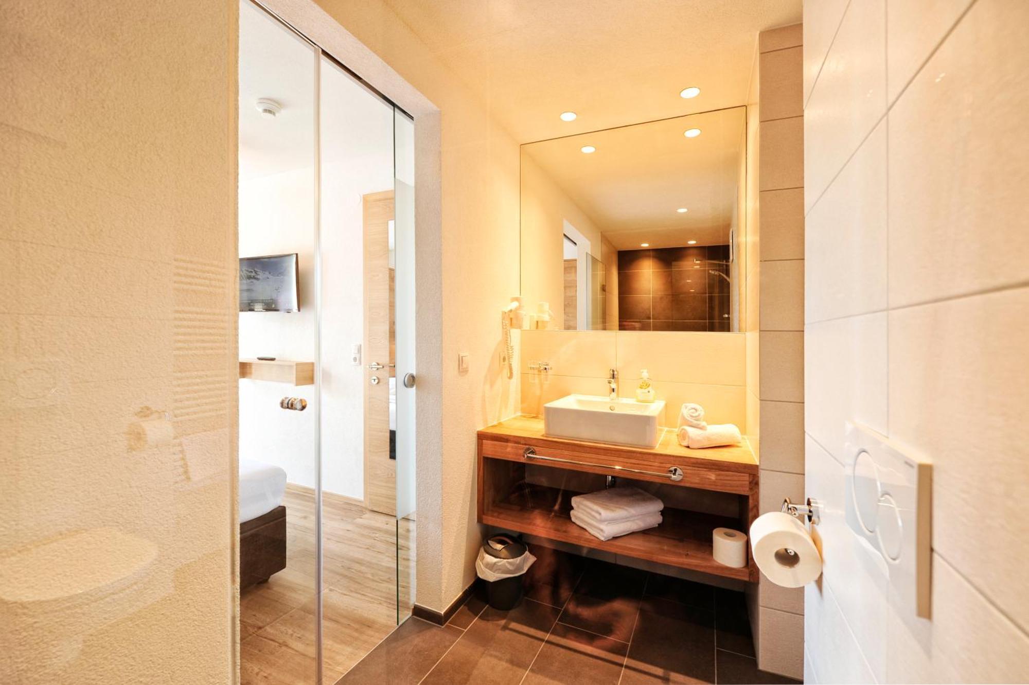 Amaris Apartments ايشجل الغرفة الصورة