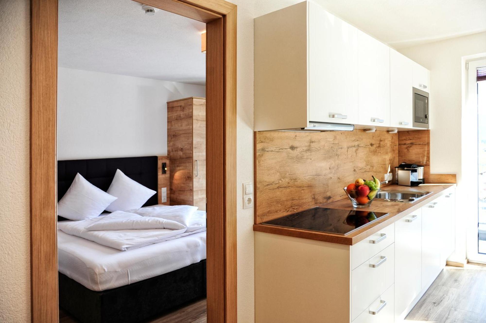 Amaris Apartments ايشجل الغرفة الصورة